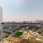 Bloom Tower B - Bright Studio